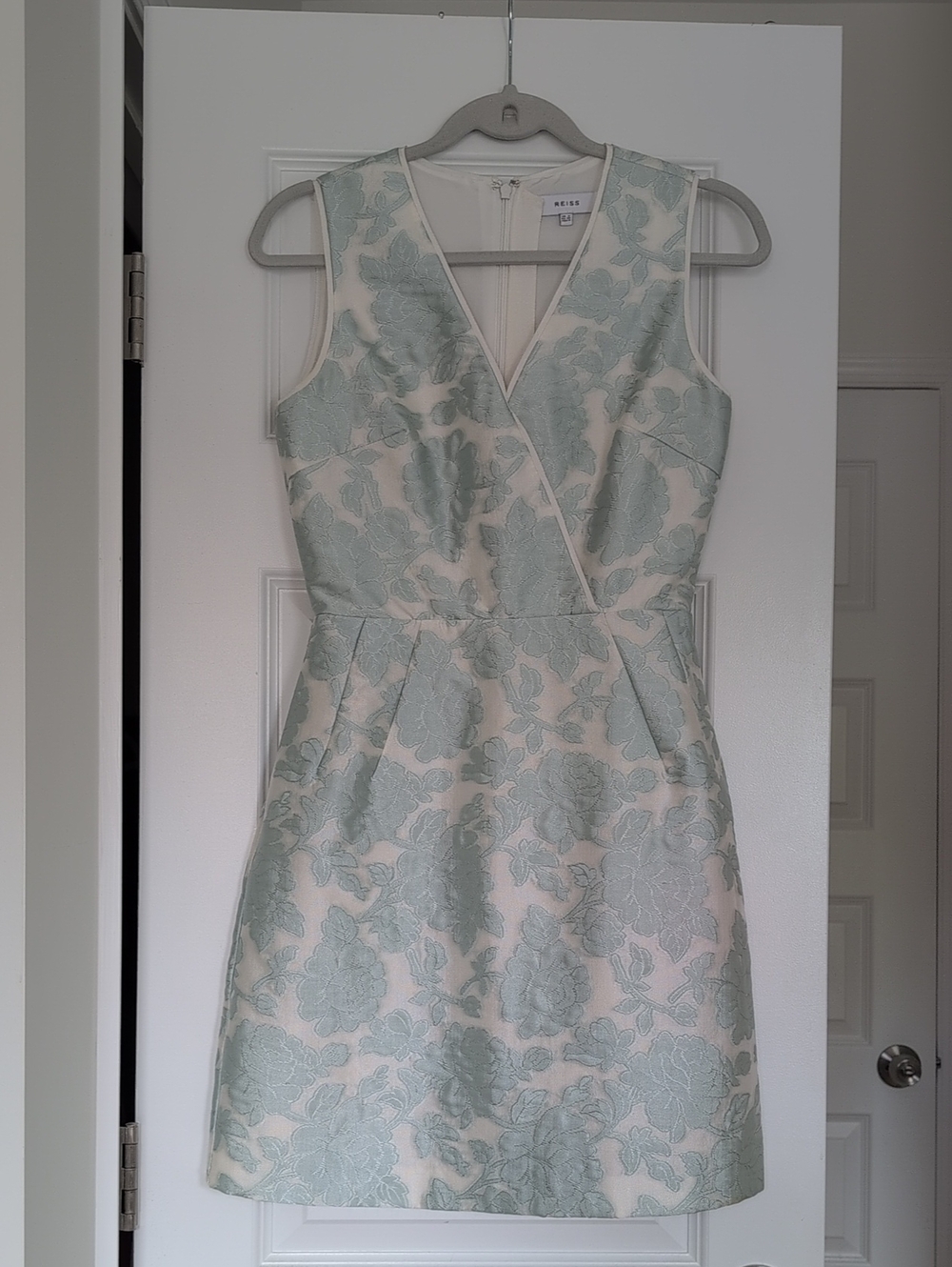 Reiss Blue and Cream Floral Jacquard V-Neck Sheath Dress
